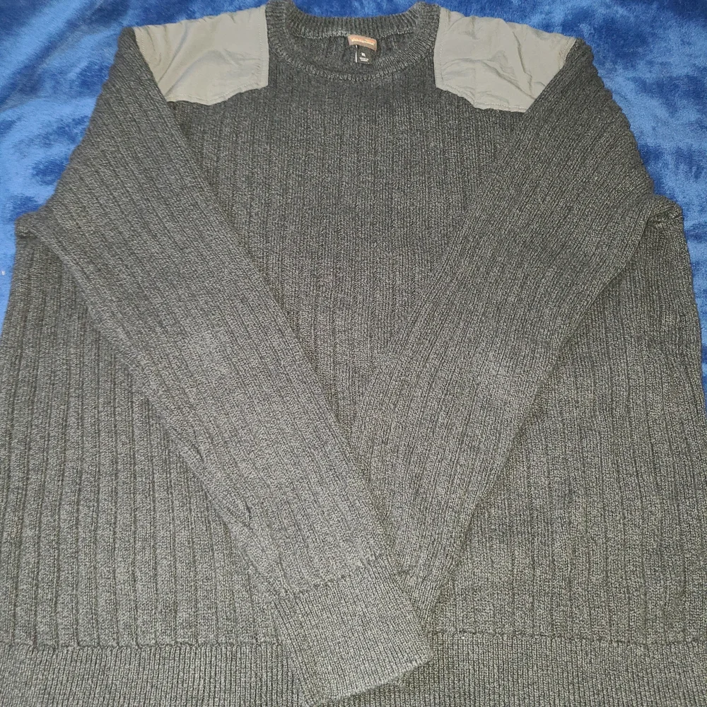 Patagonia Dark Gray Ribbed Crewneck Sweater